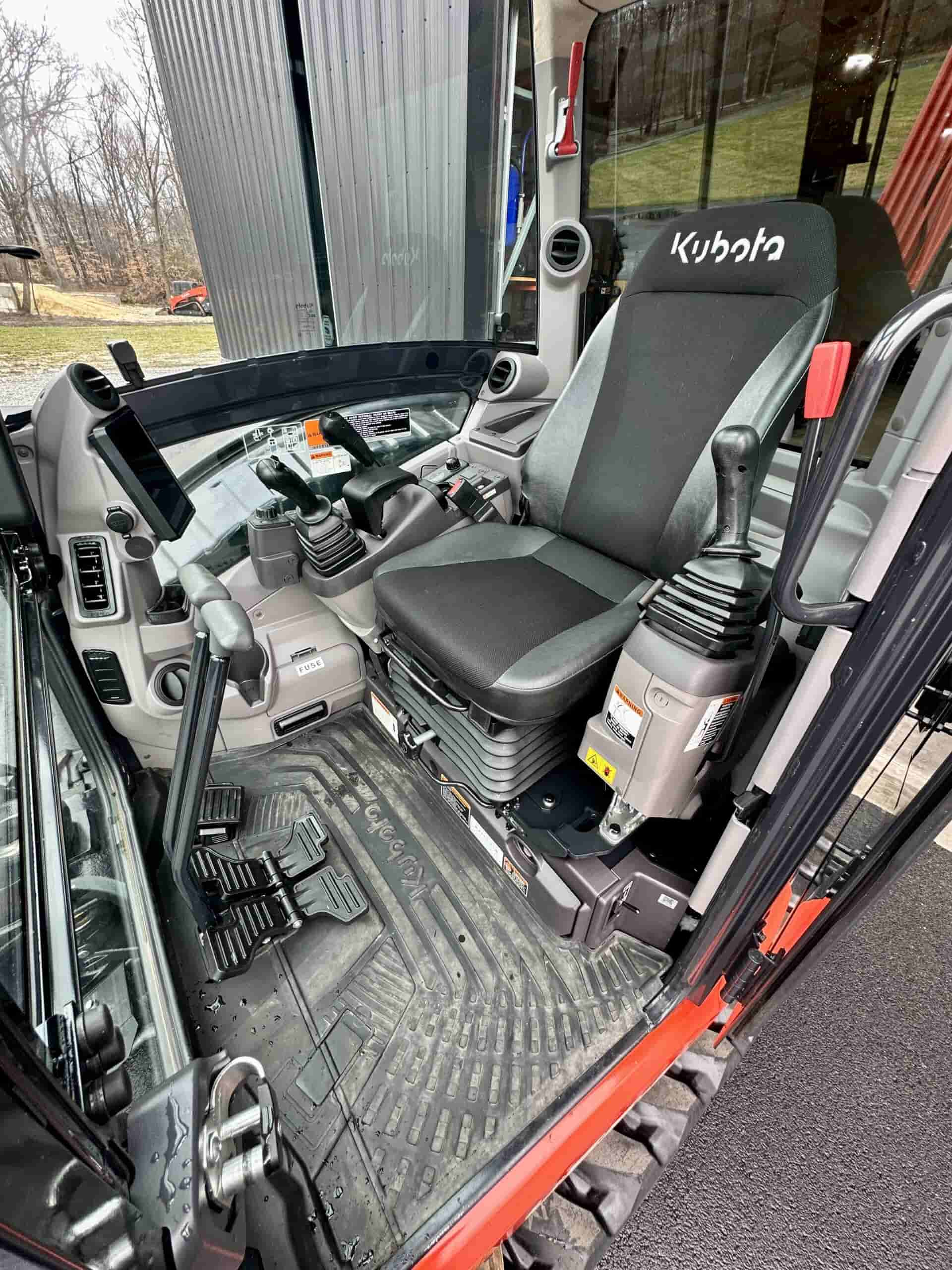 2022 KUBOTA U55-5
